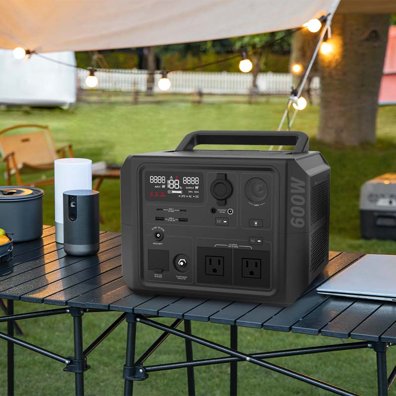 محطة طاقة محمولة للتخييم في ال - مراجعة Outdoor Power Tool Storage وسعره